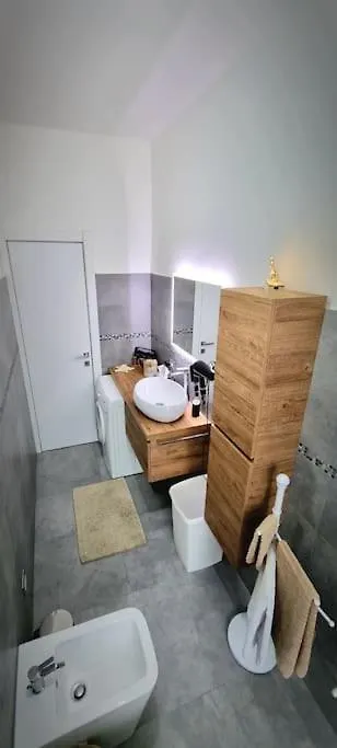 Dream Apartments Fantastico Appartamento Milano Con 2 Camere Matrimoniali E 2 Bagni Privati